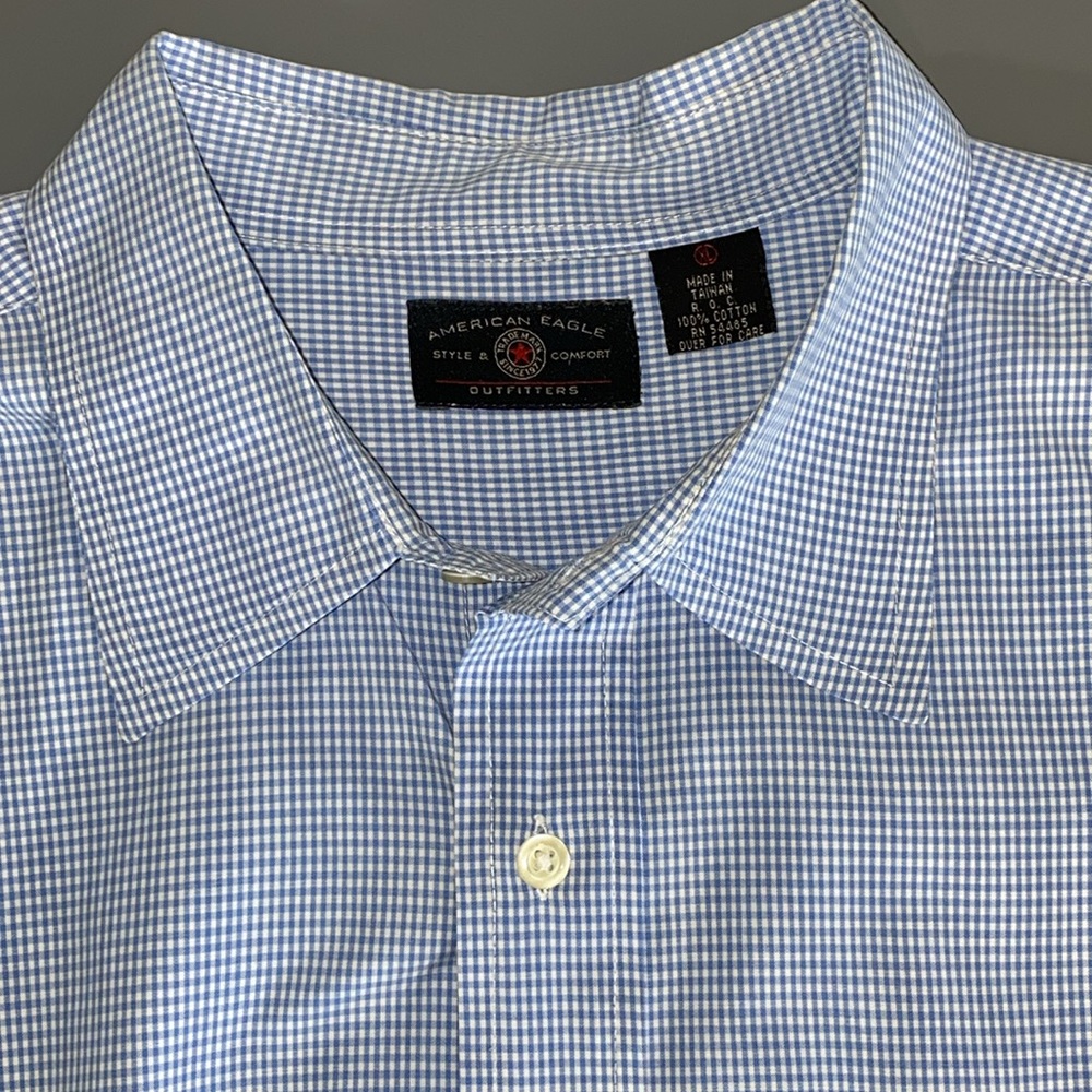 Men’s American Eagle Outfitters dress shirt